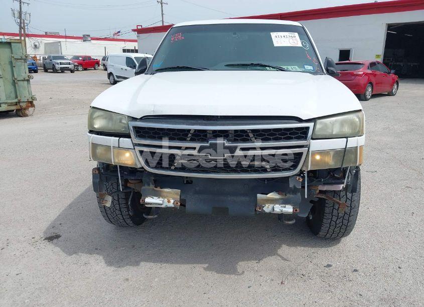 Photo 6 of 2003 Chevrolet Silverado 1500 LS (VIN 1GCEK19T93E335218)