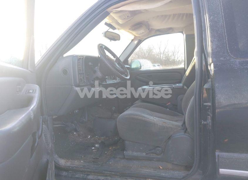 Photo 5 of 2004 Chevrolet Silverado 1500 (VIN 1GCEK19T94E151429)