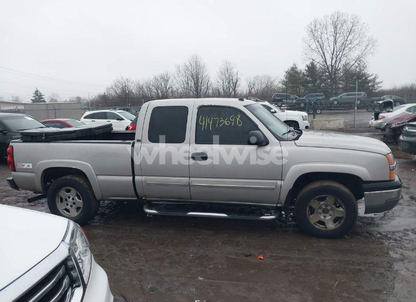 Photo 13 of 2004 Chevrolet Silverado 1500 LT (VIN 1GCEK19T94E206106)