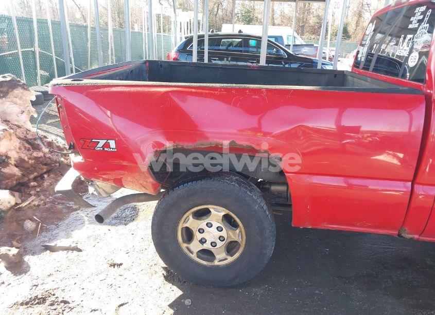 Photo 6 of 2004 Chevrolet Silverado 1500 Z71 (VIN 1GCEK19T94E345104)