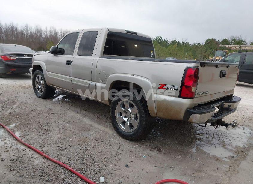 Photo 3 of 2006 Chevrolet Silverado 1500 LT3 (VIN 1GCEK19T96Z131645)