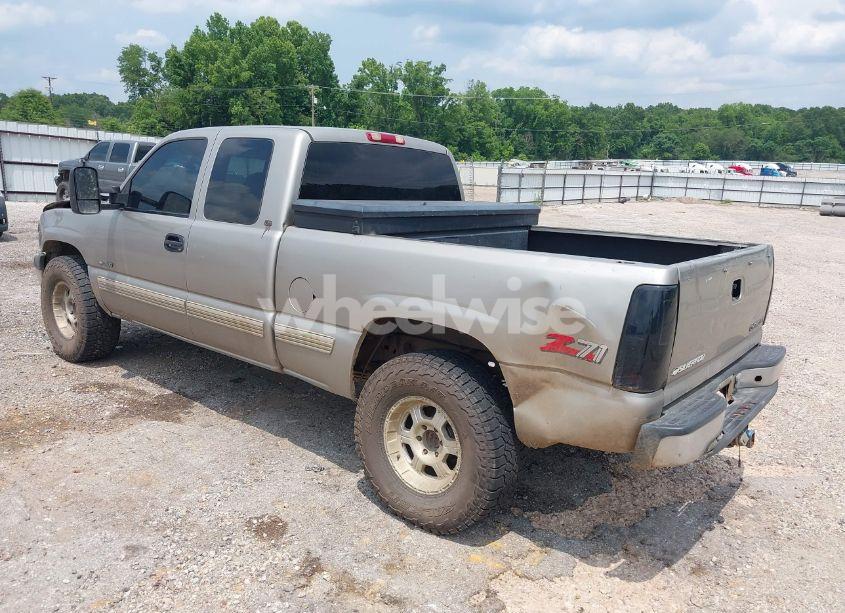 Photo 3 of 1999 Chevrolet Silverado 1500 LS (VIN 1GCEK19T9XE154674)
