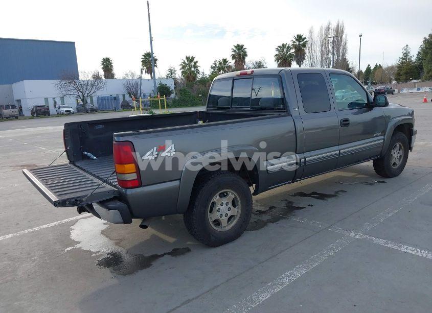 Photo 4 of 2000 Chevrolet Silverado 1500 LS (VIN 1GCEK19T9YE254579)