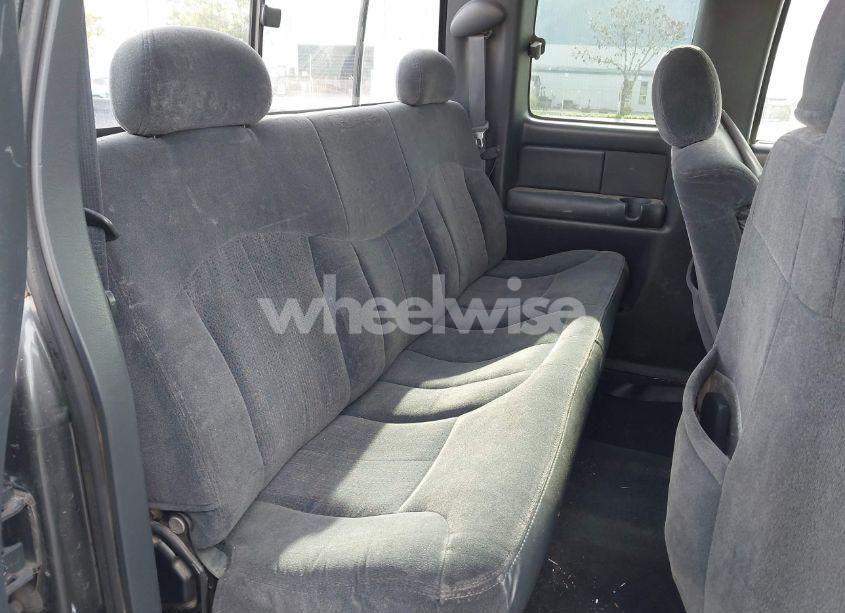 Photo 8 of 2000 Chevrolet Silverado 1500 LS (VIN 1GCEK19T9YE254579)