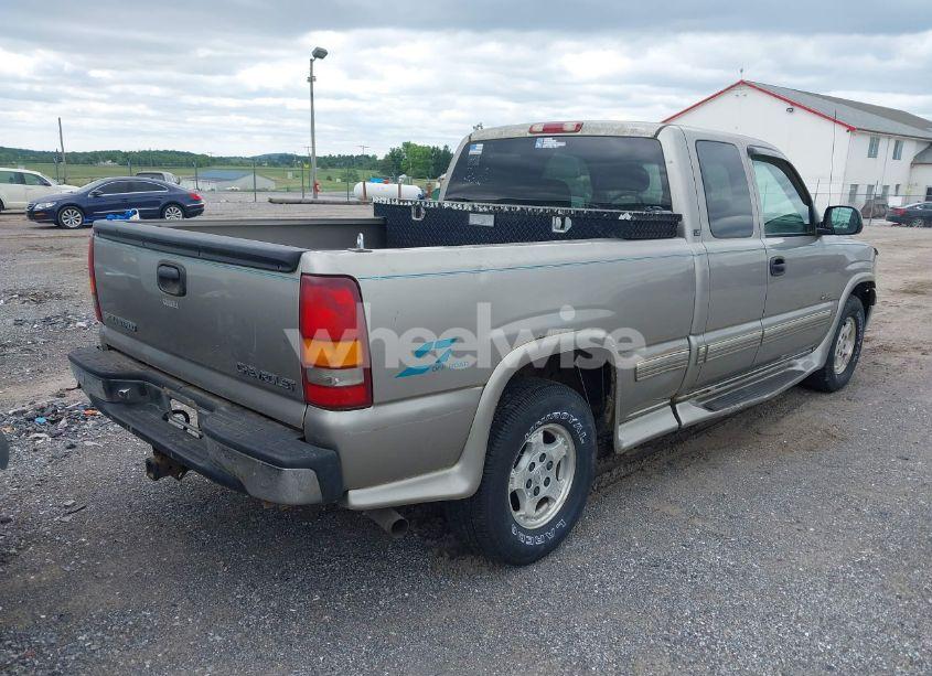 Photo 4 of 2000 Chevrolet Silverado 1500 LS (VIN 1GCEK19T9YE259796)