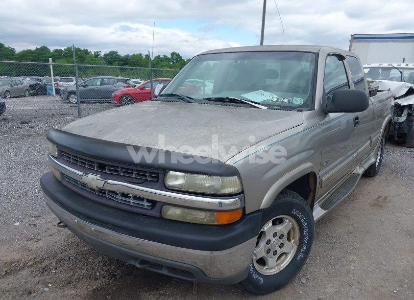 Photo 6 of 2000 Chevrolet Silverado 1500 LS (VIN 1GCEK19T9YE259796)