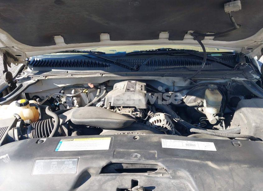 Photo 10 of 2000 Chevrolet Silverado 1500 LS (VIN 1GCEK19T9YE384538)