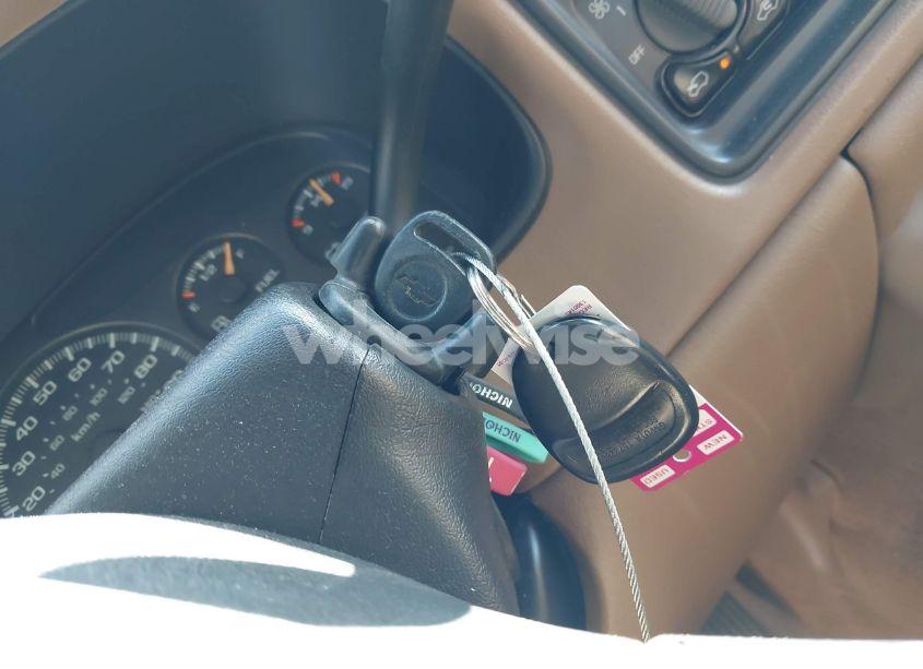 Photo 11 of 2000 Chevrolet Silverado 1500 LS (VIN 1GCEK19T9YE384538)