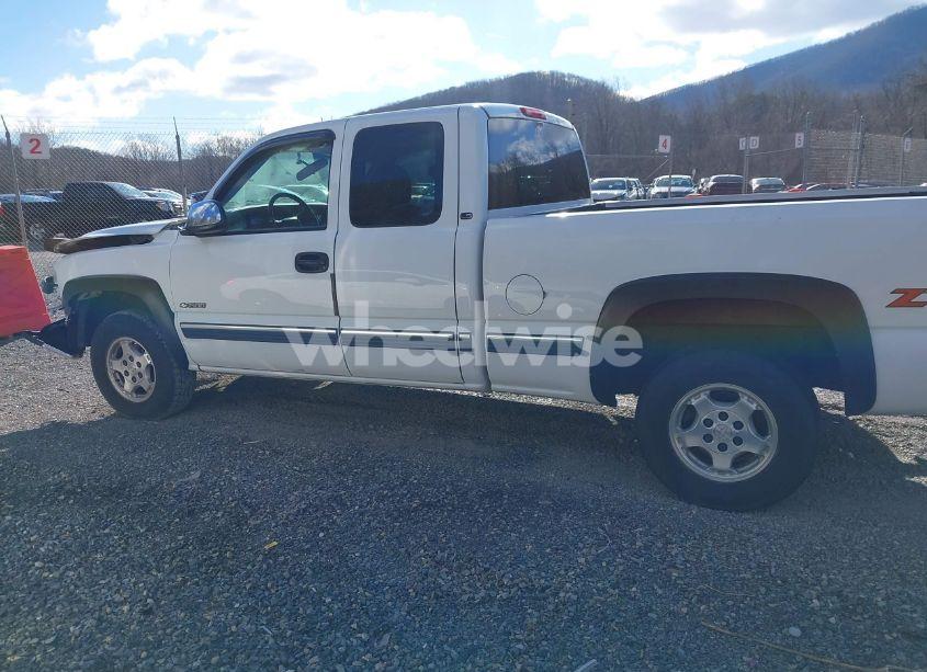 Photo 14 of 2000 Chevrolet Silverado 1500 LS (VIN 1GCEK19T9YE384538)