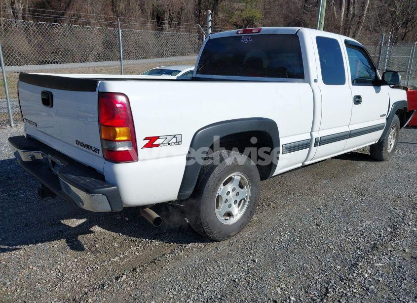 Photo 4 of 2000 Chevrolet Silverado 1500 LS (VIN 1GCEK19T9YE384538)