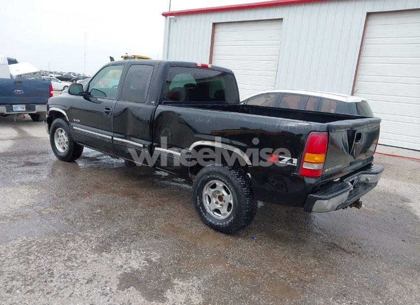 Photo 3 of 2000 Chevrolet Silverado 1500 LS (VIN 1GCEK19T9YE419272)