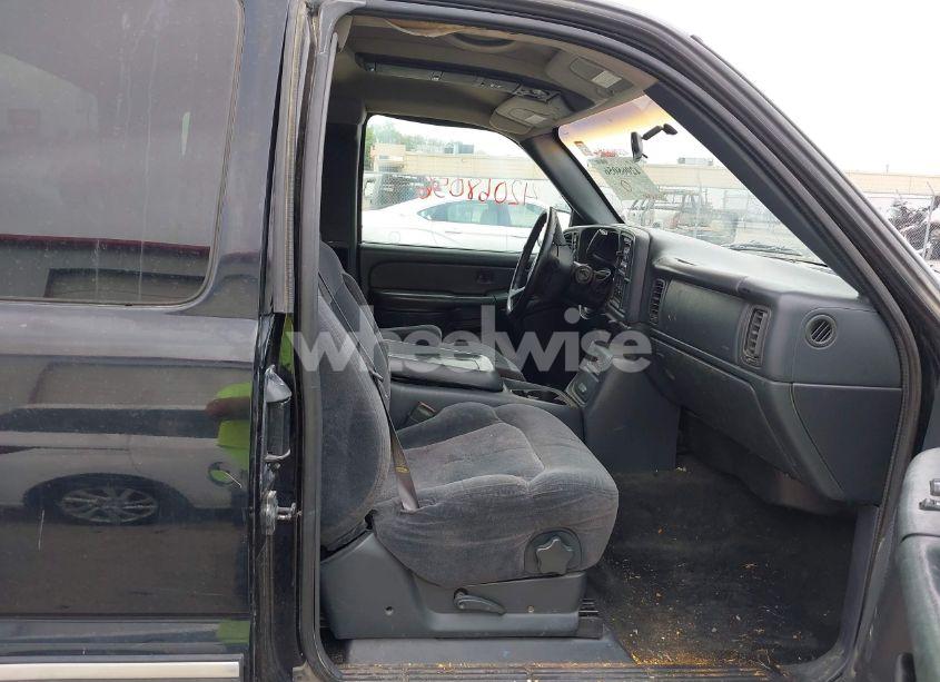 Photo 5 of 2000 Chevrolet Silverado 1500 LS (VIN 1GCEK19T9YE419272)