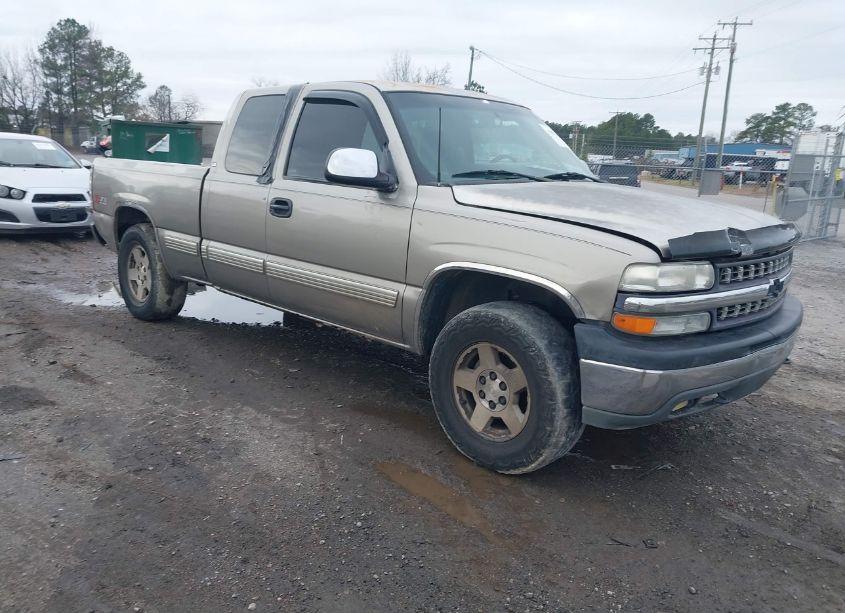 2001 Chevrolet Silverado 1500 LS (VIN 1GCEK19TX1E145957) main photo