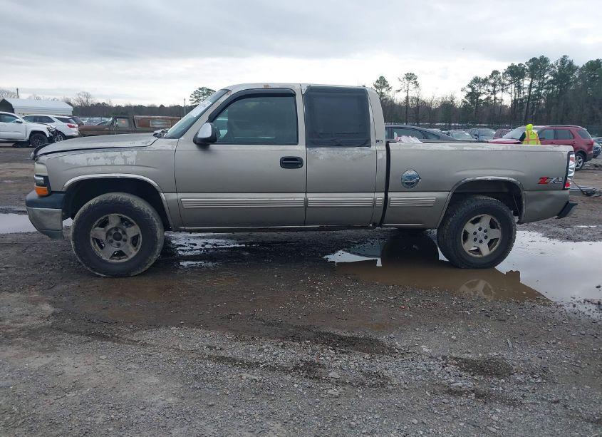 Photo 14 of 2001 Chevrolet Silverado 1500 LS (VIN 1GCEK19TX1E145957)