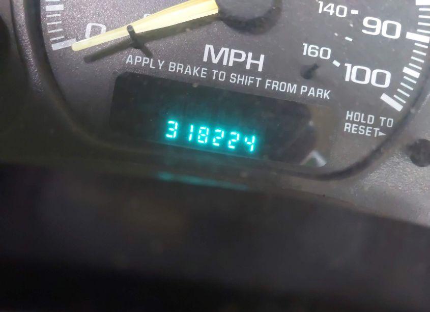 Photo 15 of 2001 Chevrolet Silverado 1500 LS (VIN 1GCEK19TX1E145957)