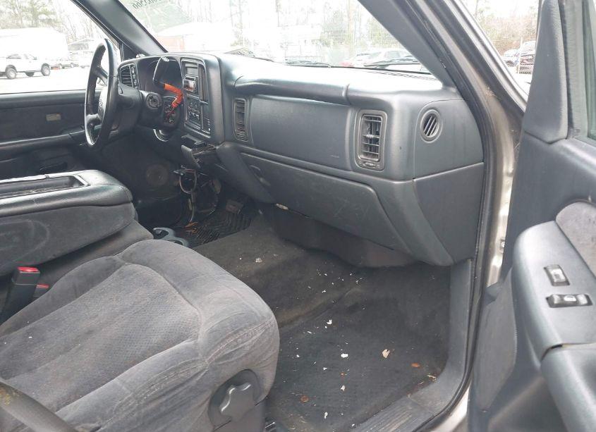 Photo 5 of 2001 Chevrolet Silverado 1500 LS (VIN 1GCEK19TX1E145957)