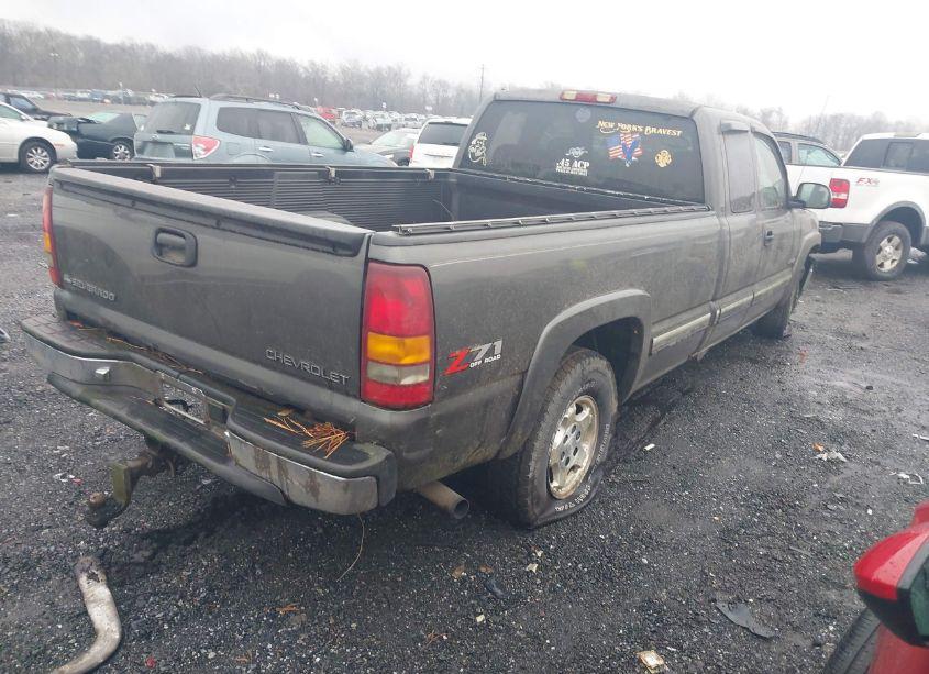 Photo 4 of 2001 Chevrolet Silverado 1500 LS (VIN 1GCEK19TX1E282252)
