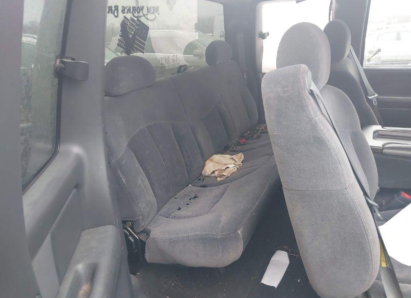 Photo 8 of 2001 Chevrolet Silverado 1500 LS (VIN 1GCEK19TX1E282252)