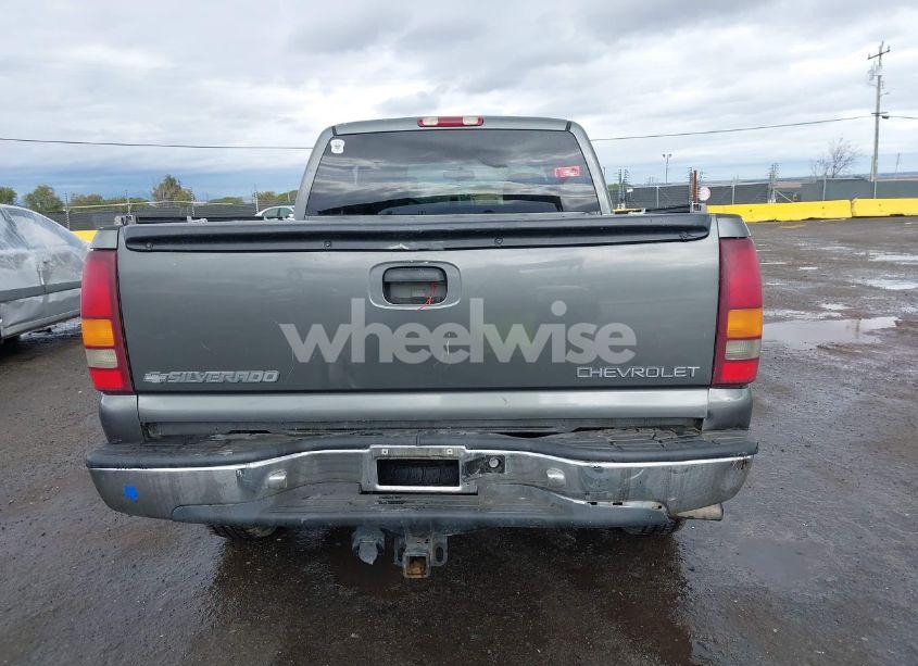 Photo 17 of 2001 Chevrolet Silverado 1500 LS (VIN 1GCEK19TX1E331580)