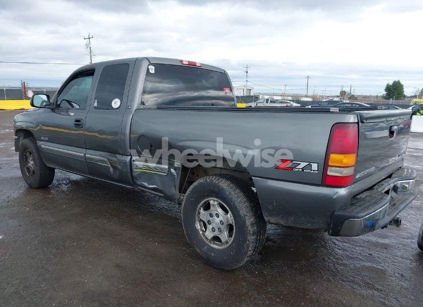 Photo 3 of 2001 Chevrolet Silverado 1500 LS (VIN 1GCEK19TX1E331580)
