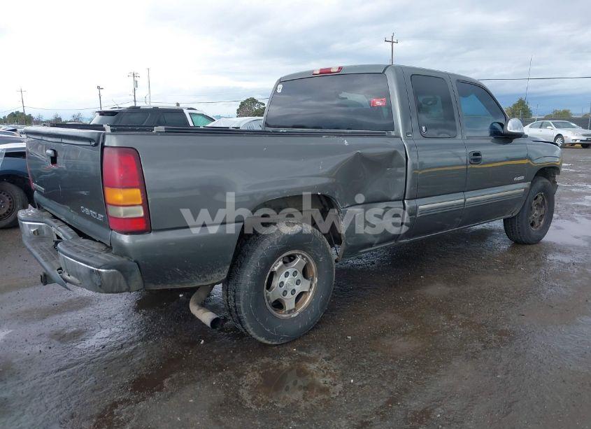 Photo 4 of 2001 Chevrolet Silverado 1500 LS (VIN 1GCEK19TX1E331580)