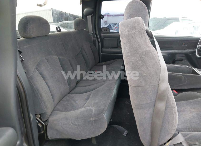 Photo 8 of 2001 Chevrolet Silverado 1500 LS (VIN 1GCEK19TX1E331580)