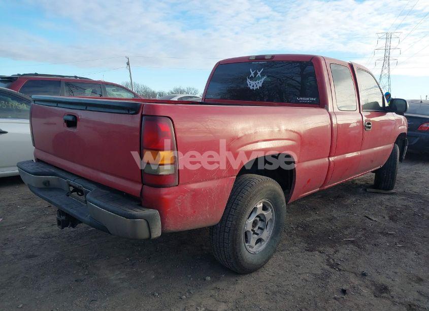 Photo 4 of 2002 Chevrolet Silverado 1500 LS (VIN 1GCEK19TX2E240973)