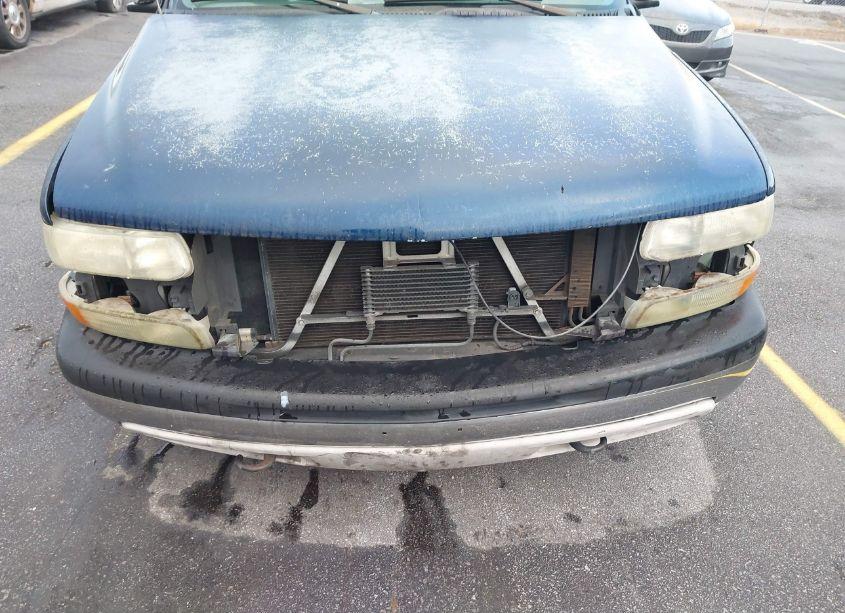 Photo 15 of 2002 Chevrolet Silverado 1500 LS (VIN 1GCEK19TX2Z242117)