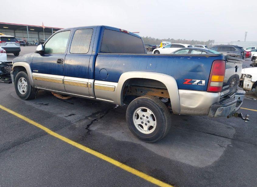 Photo 3 of 2002 Chevrolet Silverado 1500 LS (VIN 1GCEK19TX2Z242117)