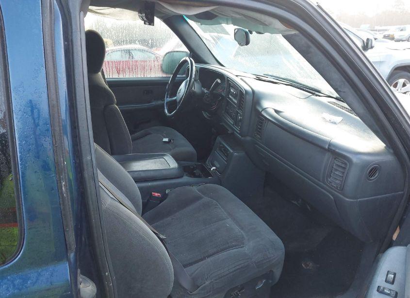 Photo 5 of 2002 Chevrolet Silverado 1500 LS (VIN 1GCEK19TX2Z242117)