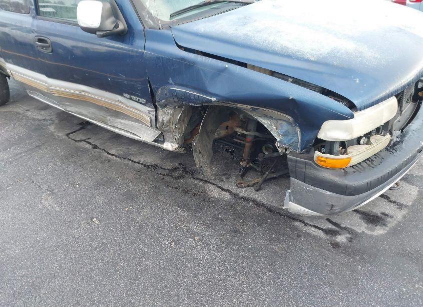 Photo 6 of 2002 Chevrolet Silverado 1500 LS (VIN 1GCEK19TX2Z242117)