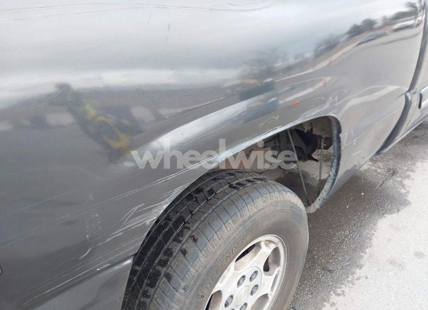 Photo 17 of 2003 Chevrolet Silverado 1500 LT (VIN 1GCEK19TX3E107860)