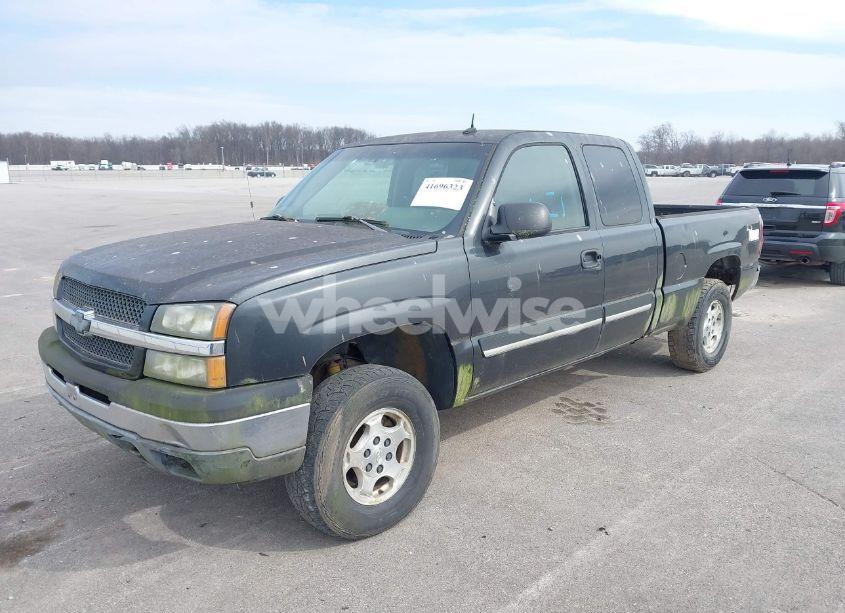 Photo 2 of 2003 Chevrolet Silverado 1500 LT (VIN 1GCEK19TX3E175978)