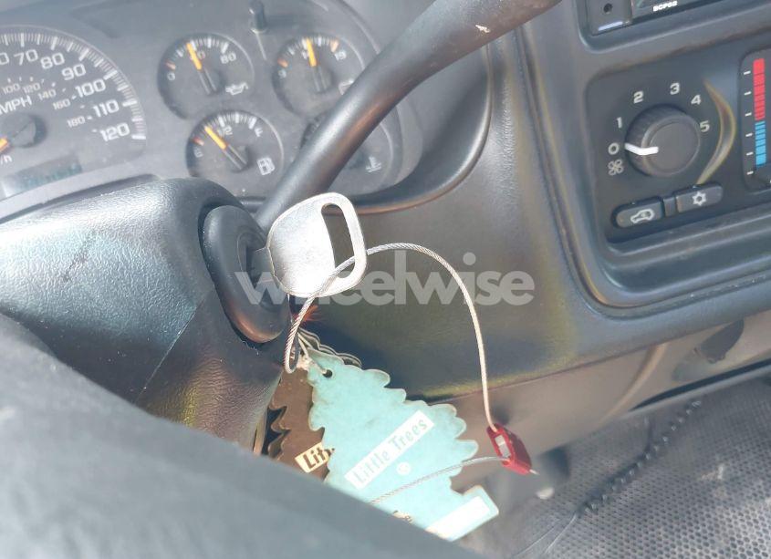 Photo 11 of 2005 Chevrolet Silverado 1500 LS (VIN 1GCEK19TX5E190483)