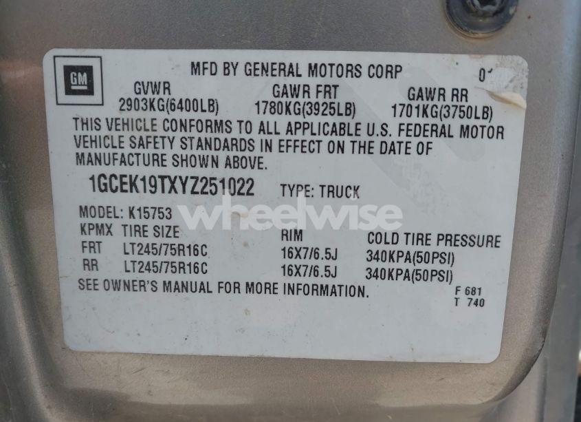 Photo 9 of 2000 Chevrolet Silverado 1500 LS (VIN 1GCEK19TXYZ251022)