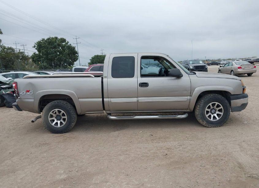 Photo 12 of 2003 Chevrolet Silverado 1500 (VIN 1GCEK19V03Z302862)