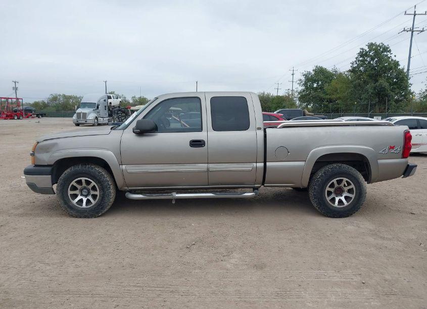 Photo 13 of 2003 Chevrolet Silverado 1500 (VIN 1GCEK19V03Z302862)
