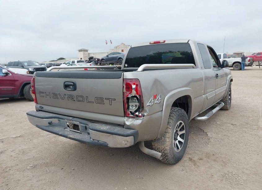 Photo 4 of 2003 Chevrolet Silverado 1500 (VIN 1GCEK19V03Z302862)