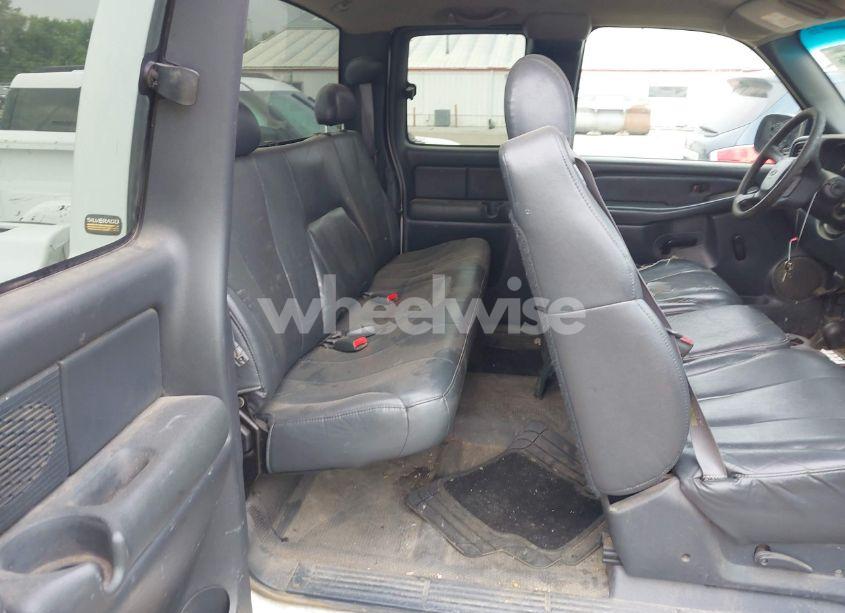 Photo 8 of 2002 Chevrolet Silverado 1500 (VIN 1GCEK19V12Z124099)