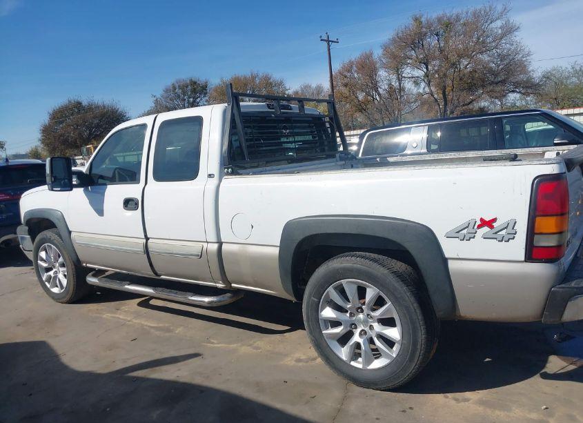 Photo 15 of 2004 Chevrolet Silverado 1500 LS (VIN 1GCEK19V14Z114255)