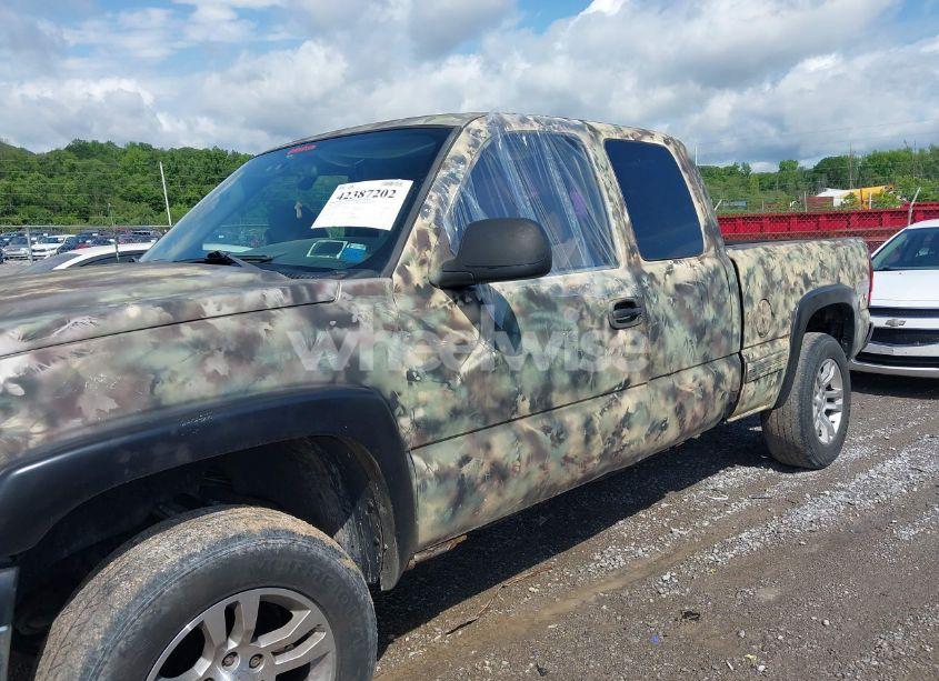Photo 6 of 2005 Chevrolet Silverado 1500 LS (VIN 1GCEK19V15Z101751)