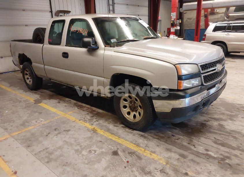 2006 Chevrolet Silverado 1500 WORK TRUCK (VIN 1GCEK19V16Z202600) main photo
