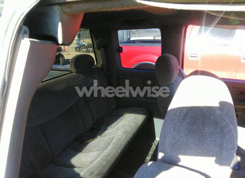 Photo 8 of 1999 Chevrolet Silverado 1500 LS (VIN 1GCEK19V2XE199361)