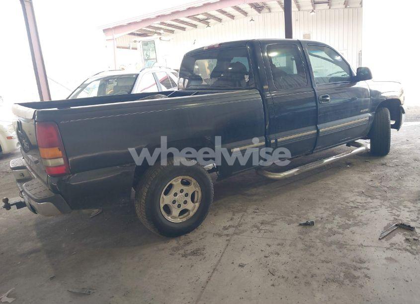 Photo 4 of 2000 Chevrolet Silverado 1500 (VIN 1GCEK19V2YE406705)