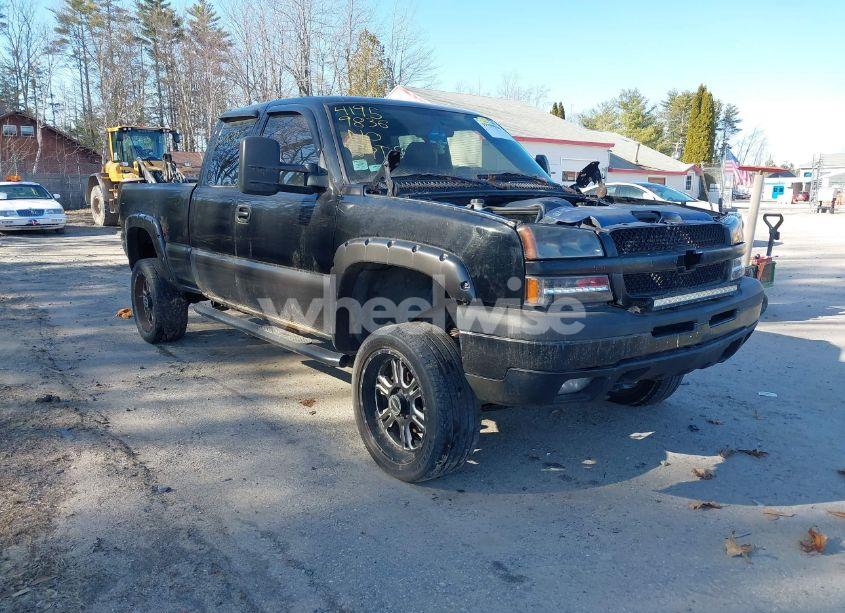 2005 Chevrolet Silverado 1500 LS (VIN 1GCEK19V35Z108667) main photo