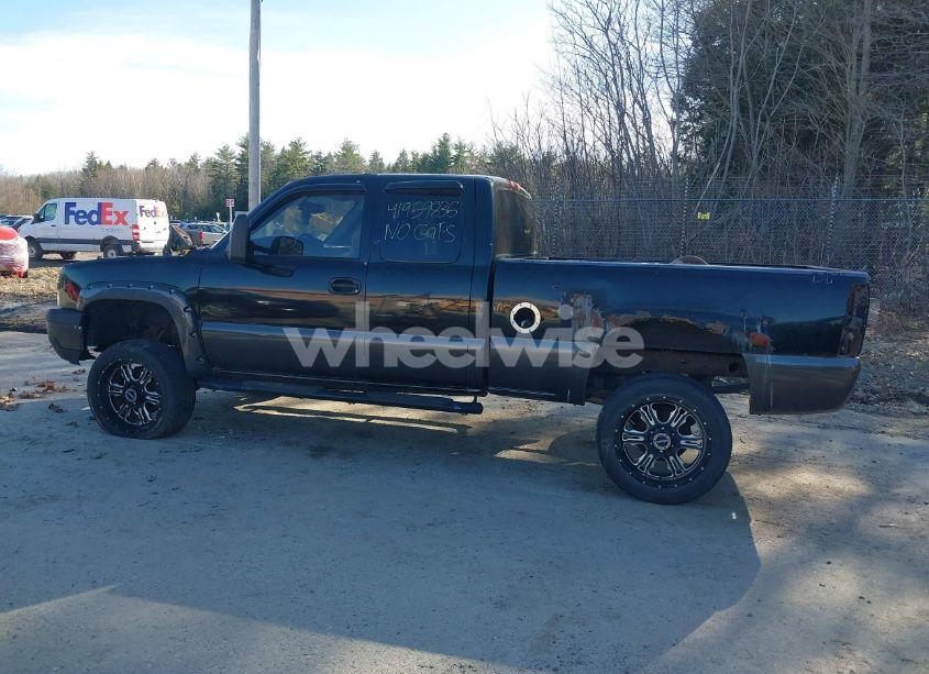 Photo 14 of 2005 Chevrolet Silverado 1500 LS (VIN 1GCEK19V35Z108667)
