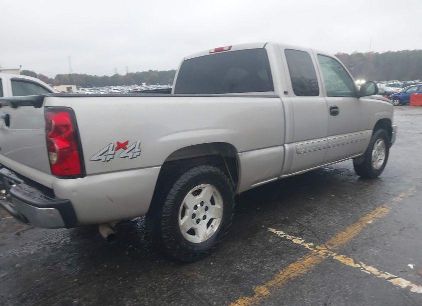 Photo 4 of 2006 Chevrolet Silverado 1500 LT1 (VIN 1GCEK19V46E270560)