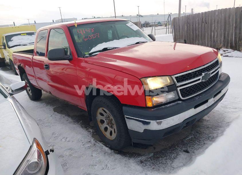 2007 Chevrolet Silverado 1500 CLASSIC WORK TRUCK (VIN 1GCEK19V47Z157329) main photo