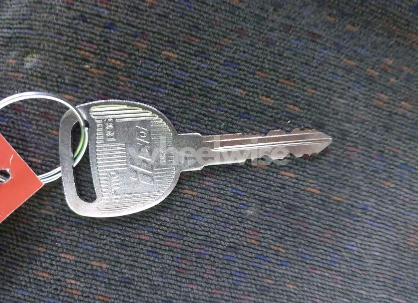 Photo 11 of 1999 Chevrolet Silverado 1500 LS (VIN 1GCEK19V4XE208741)