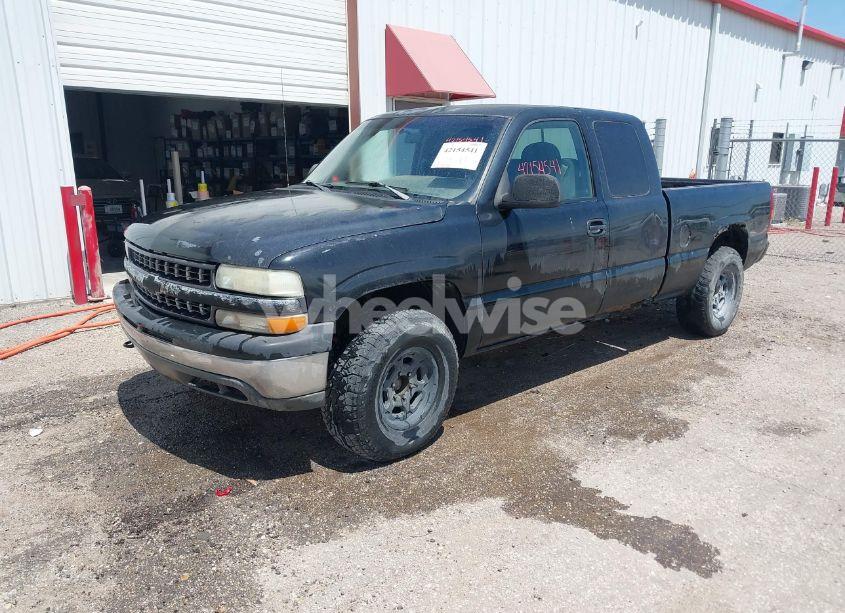 Photo 2 of 1999 Chevrolet Silverado 1500 LS (VIN 1GCEK19V4XE208741)